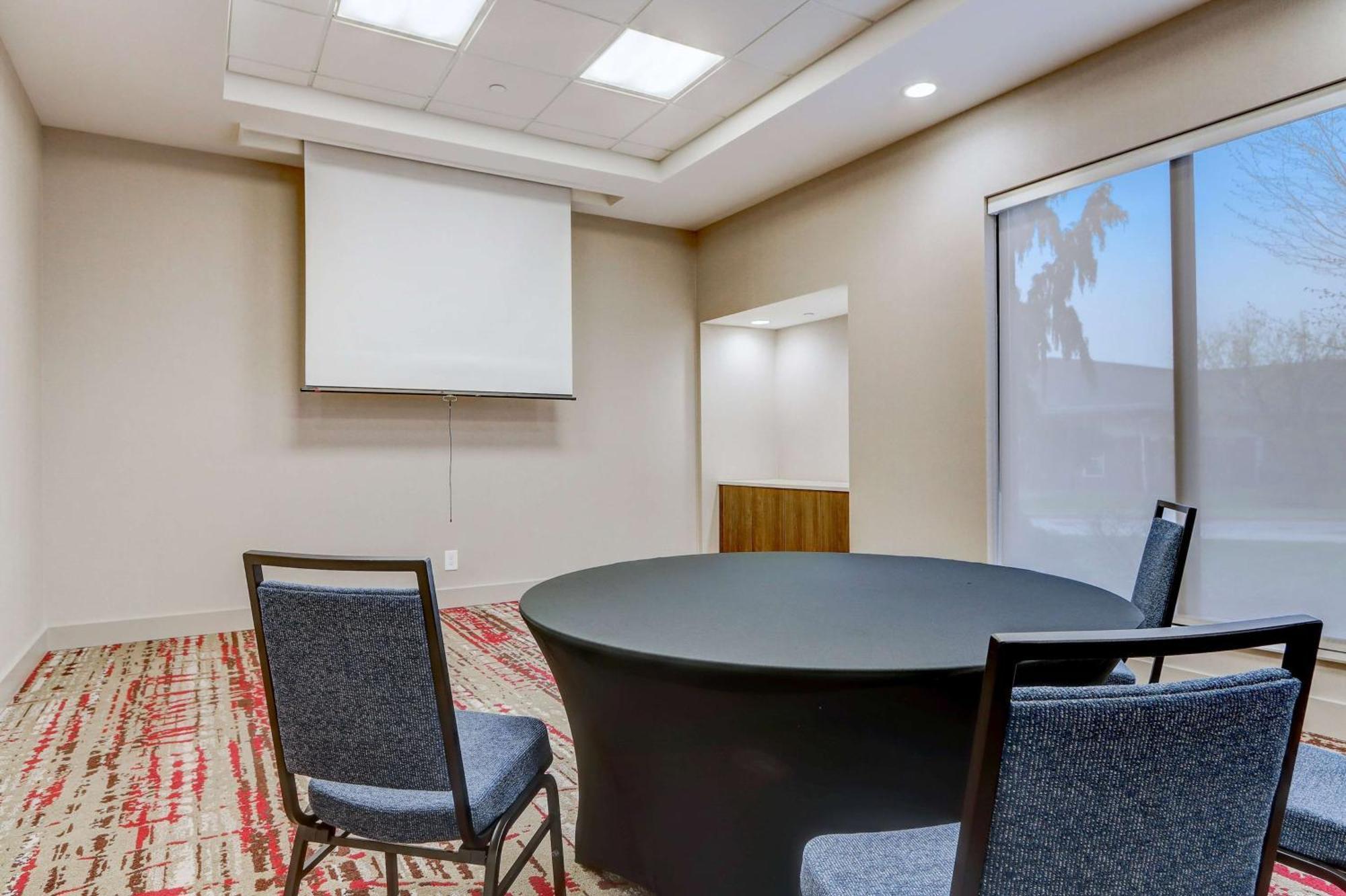 Hilton Garden Inn Indianapolis Northwest Extérieur photo